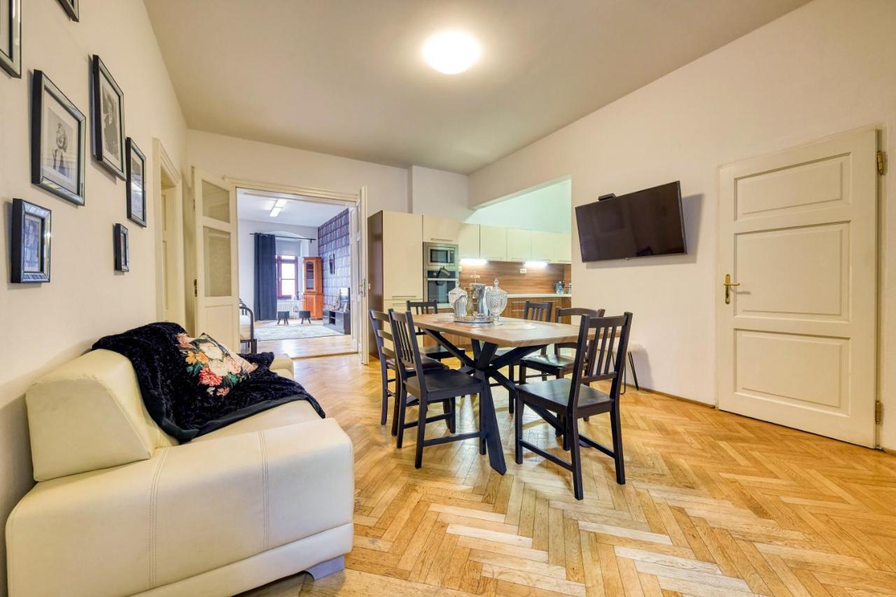 Citylife Residence บราติสลาวา ภายนอก รูปภาพ